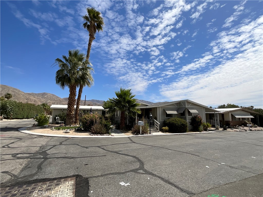 74711 Dillon Road 301