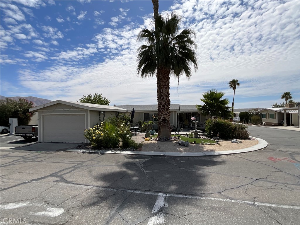 74711 Dillon Road 301