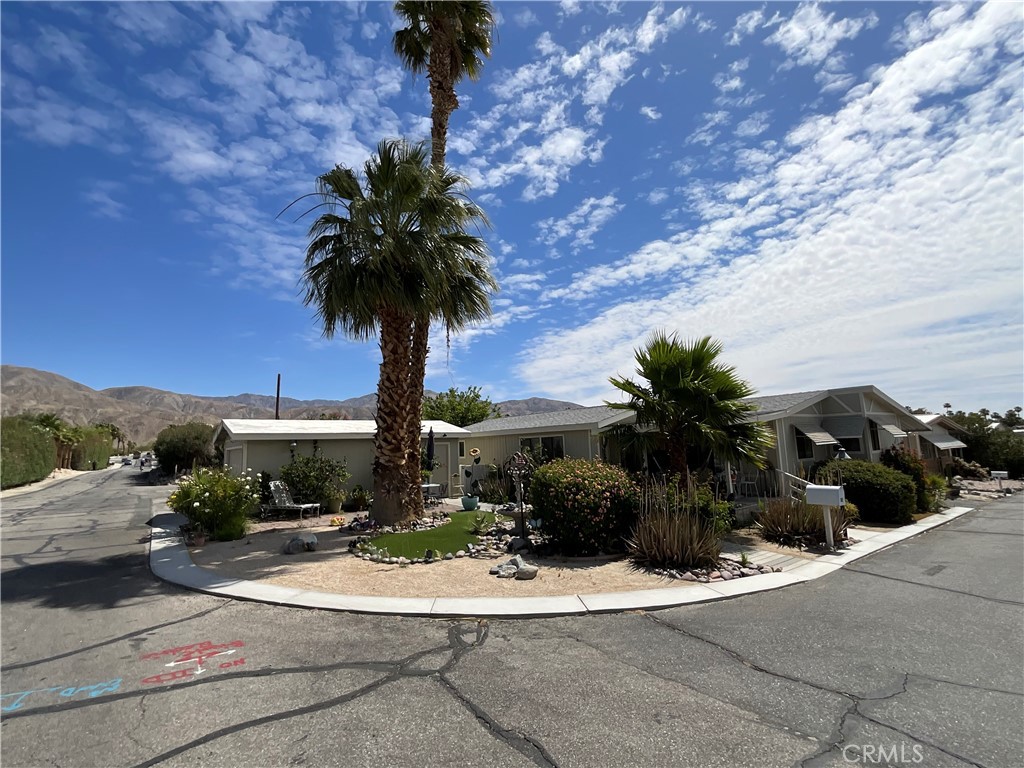 74711 Dillon Road 301