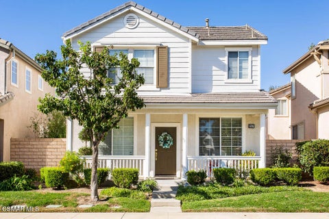 Photo of 2527 Aurora Lane, Simi Valley, CA 93063 (MLS # 226002643)