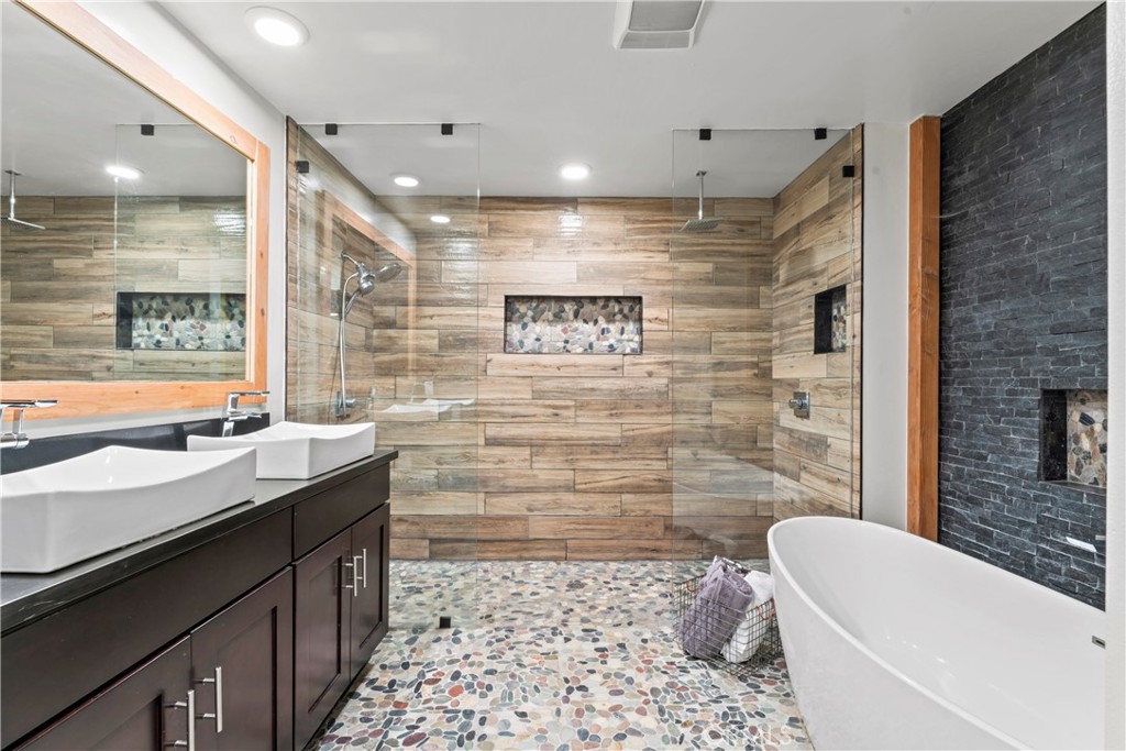 Arrowhead Woods (AWHW) - Residential