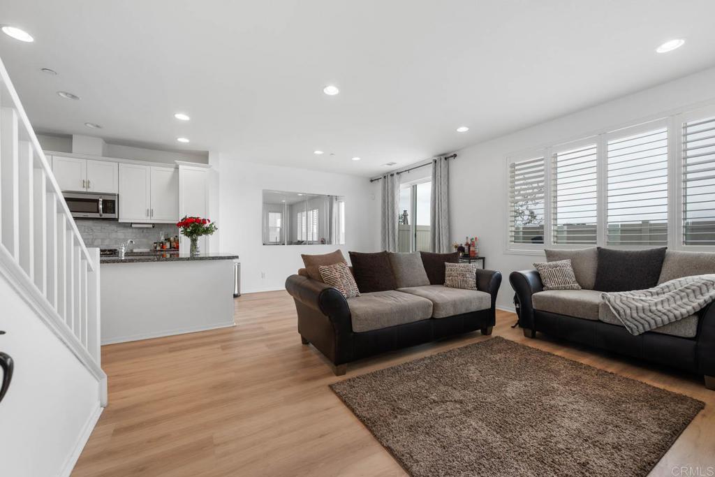 5441 San Roberto