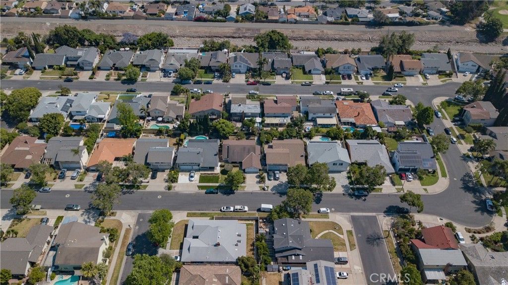 listing image 130721954373509860412