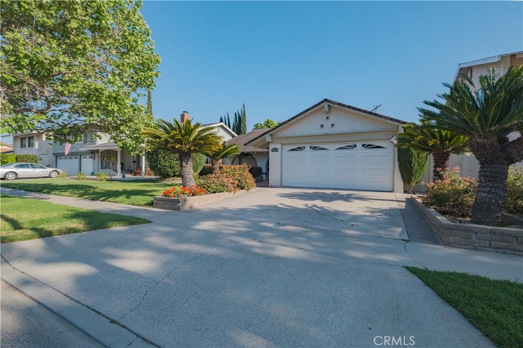listing image 130727890038411147632