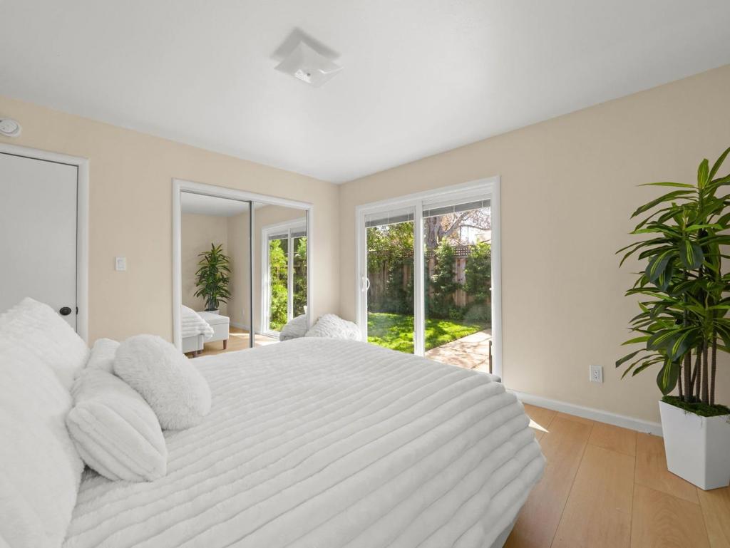 440 Rutherford Avenue
