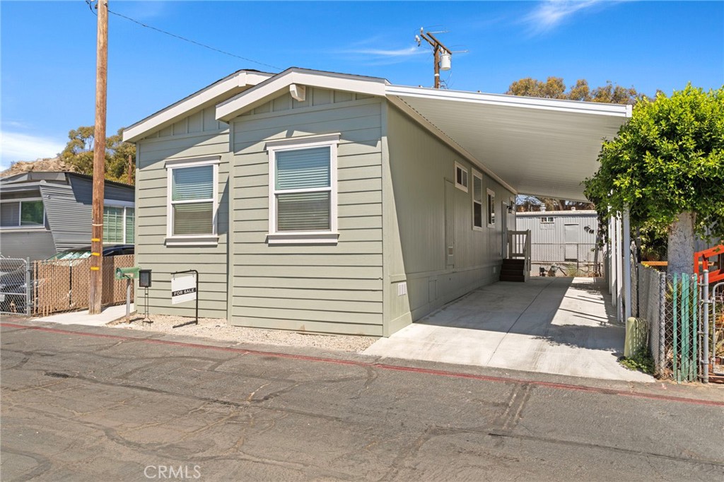 3319 Avalon Street 39