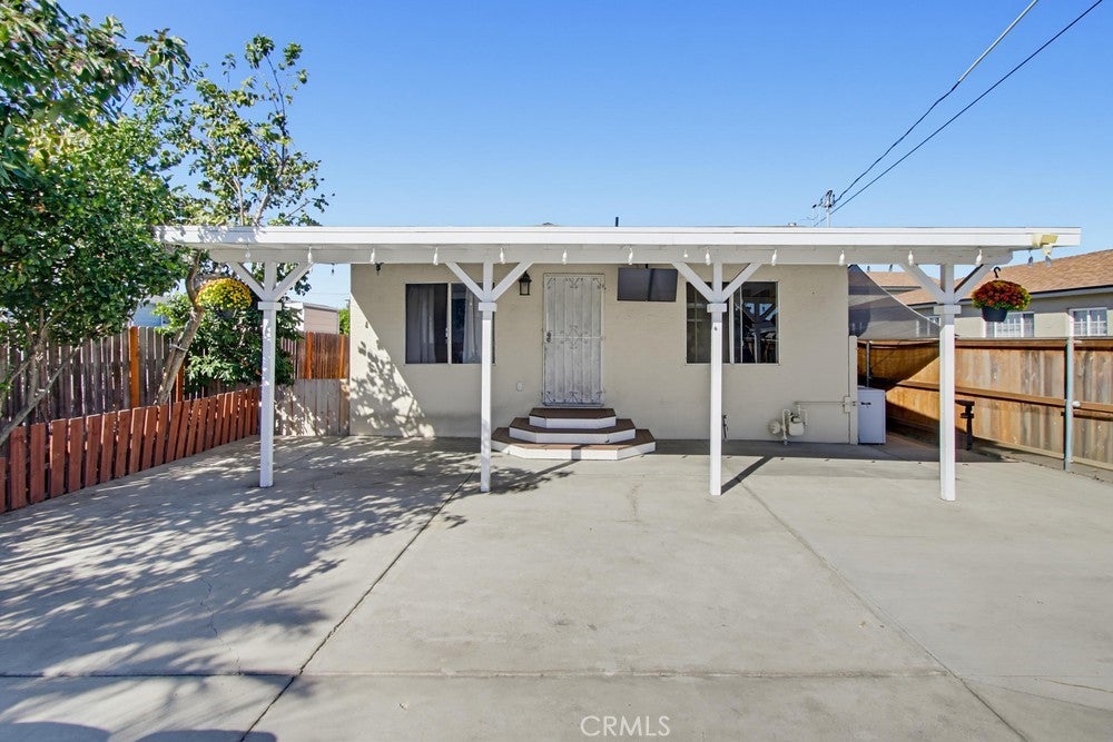 3990 Broadway
