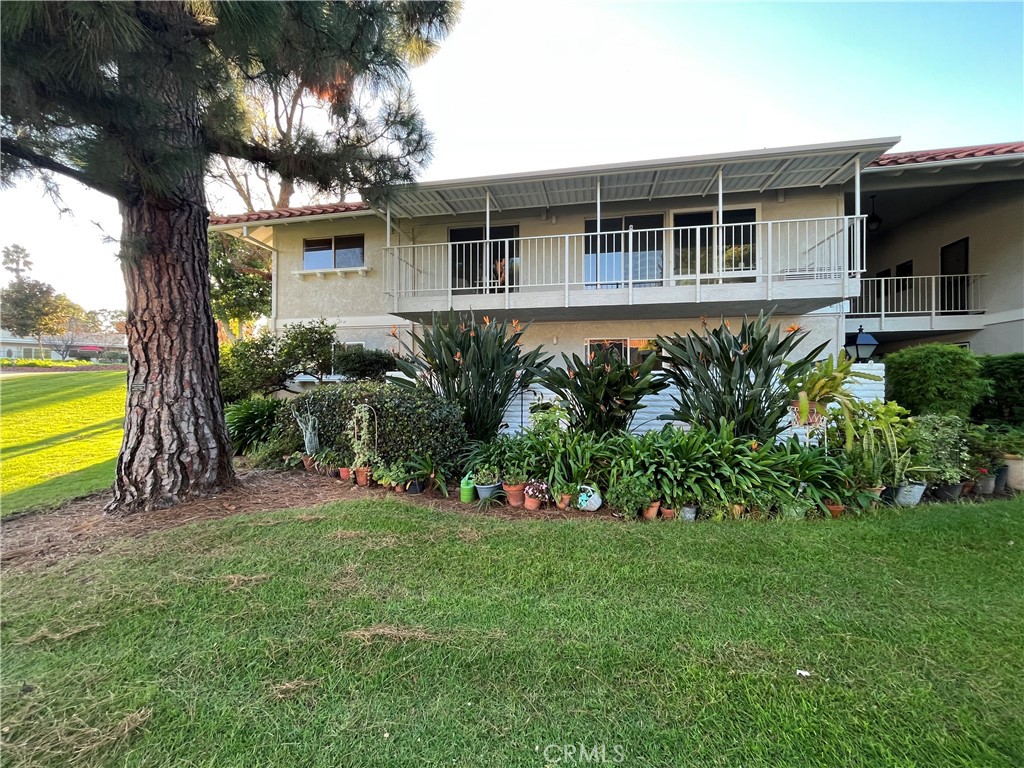 953 Avenida Carmel, Unit B