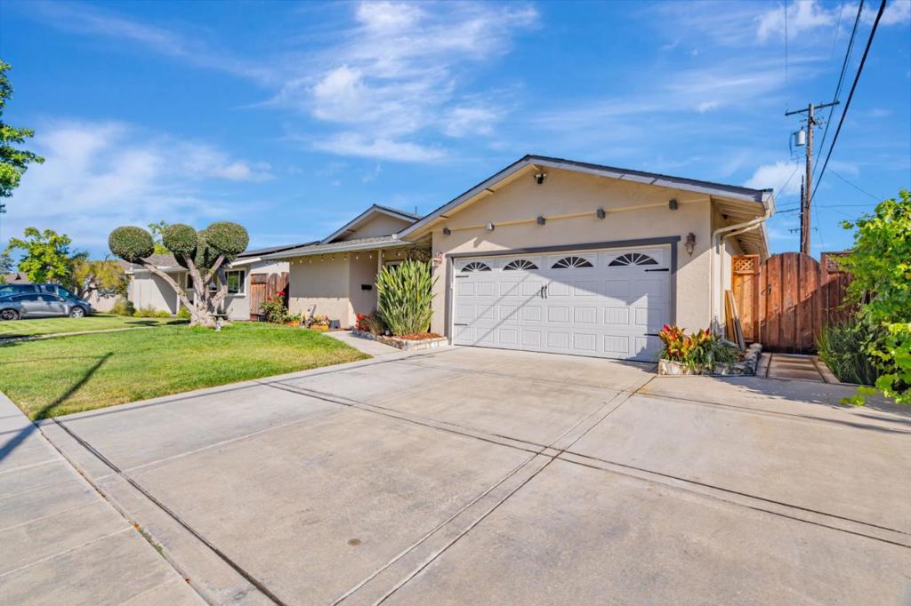 1011 Rawlings Drive