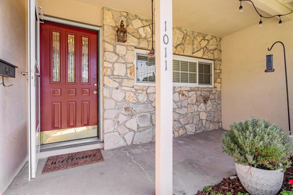 1011 Rawlings Drive