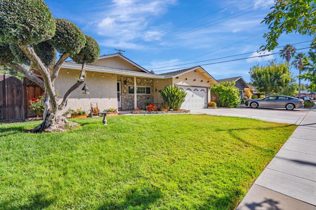 1011 Rawlings Drive