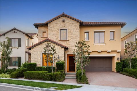 137 Prestigo Irvine CA 92602