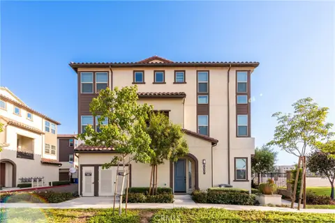10301 Triple Crown Lane, Cypress, CA 90720 - MLS#: AR26105050
