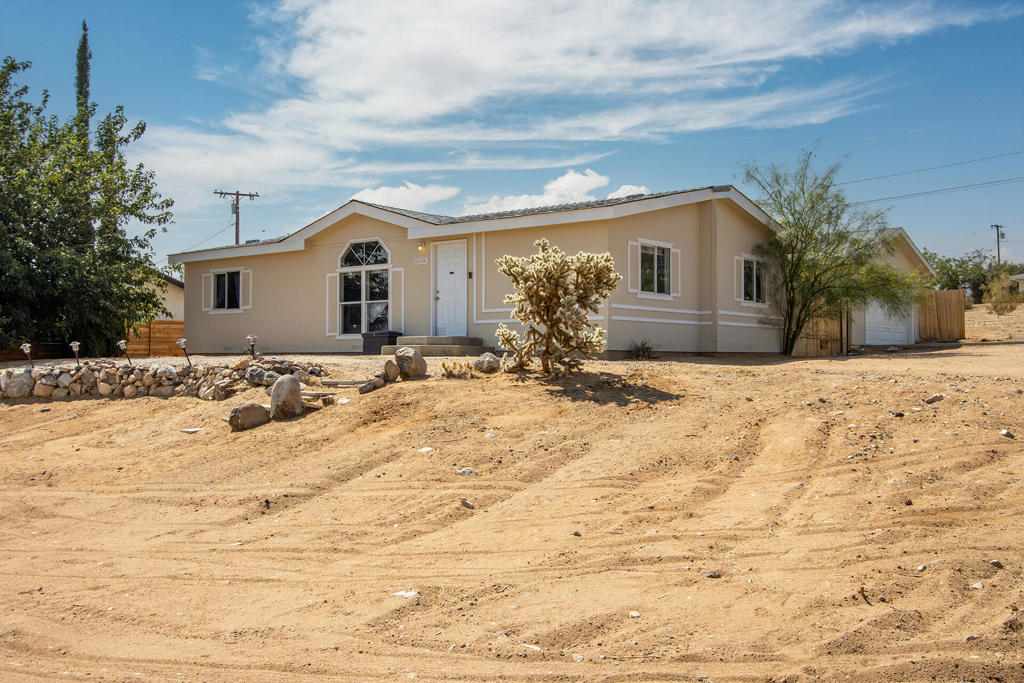 61581 Granada Drive