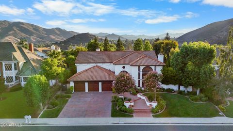 Photo of 29340 Castlehill Drive, Agoura Hills, CA 91301 (MLS # 225004107) Photo of 29340 Castlehill Drive, Agoura Hills, CA 91301 (MLS # 225004107)