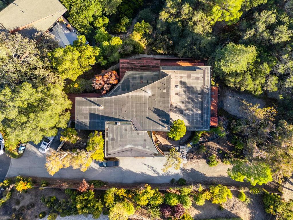 95 Belle Roche Avenue