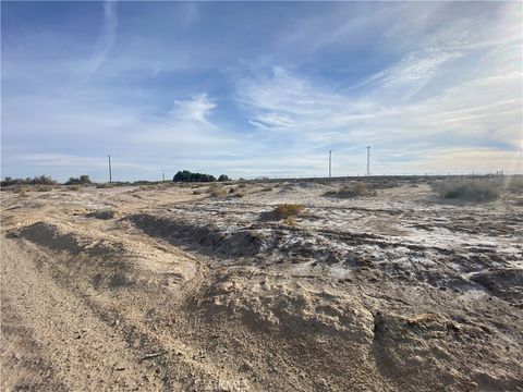 Photo of 2172 Lansing Avenue, Salton City, CA 92274 (MLS # IG26008577)