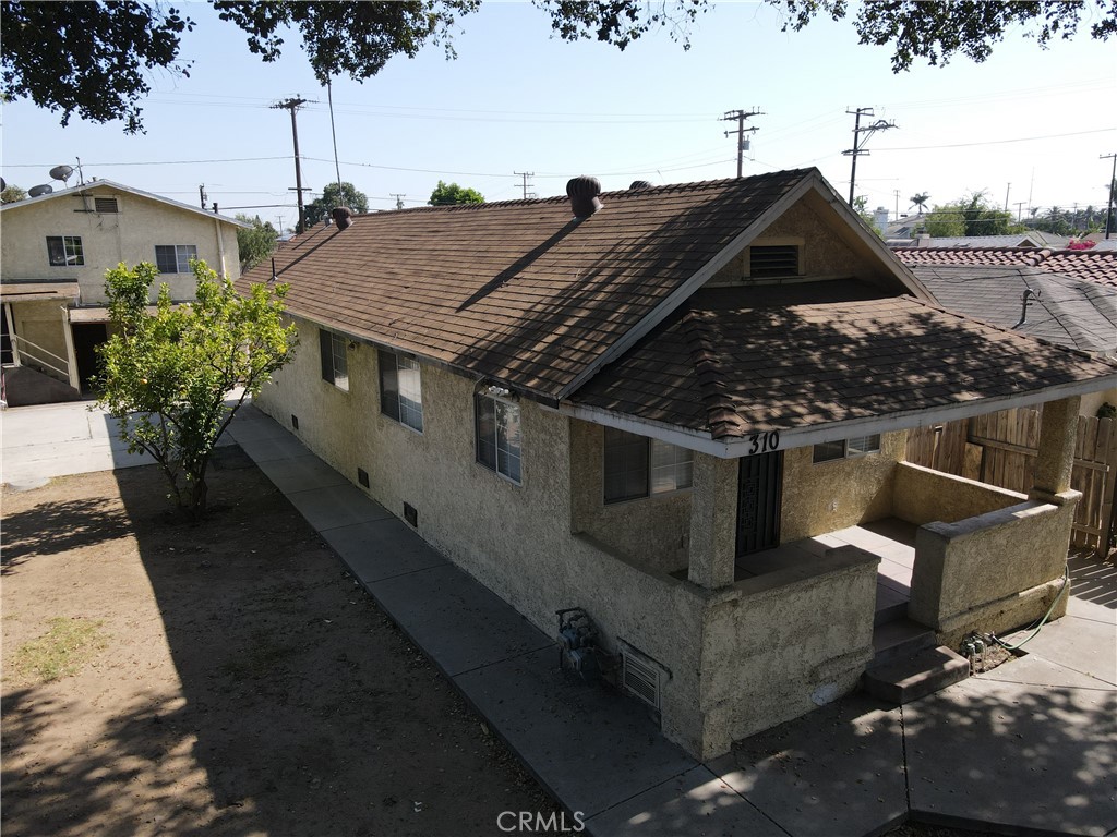310 E Angeleno Avenue