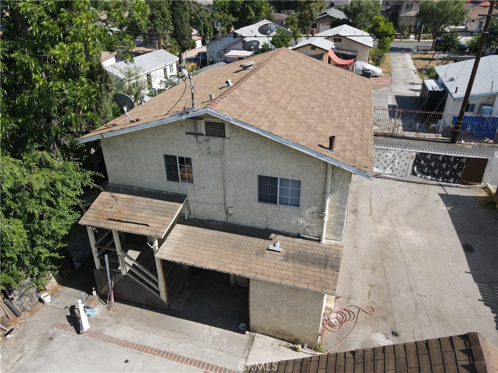 310 E Angeleno Avenue