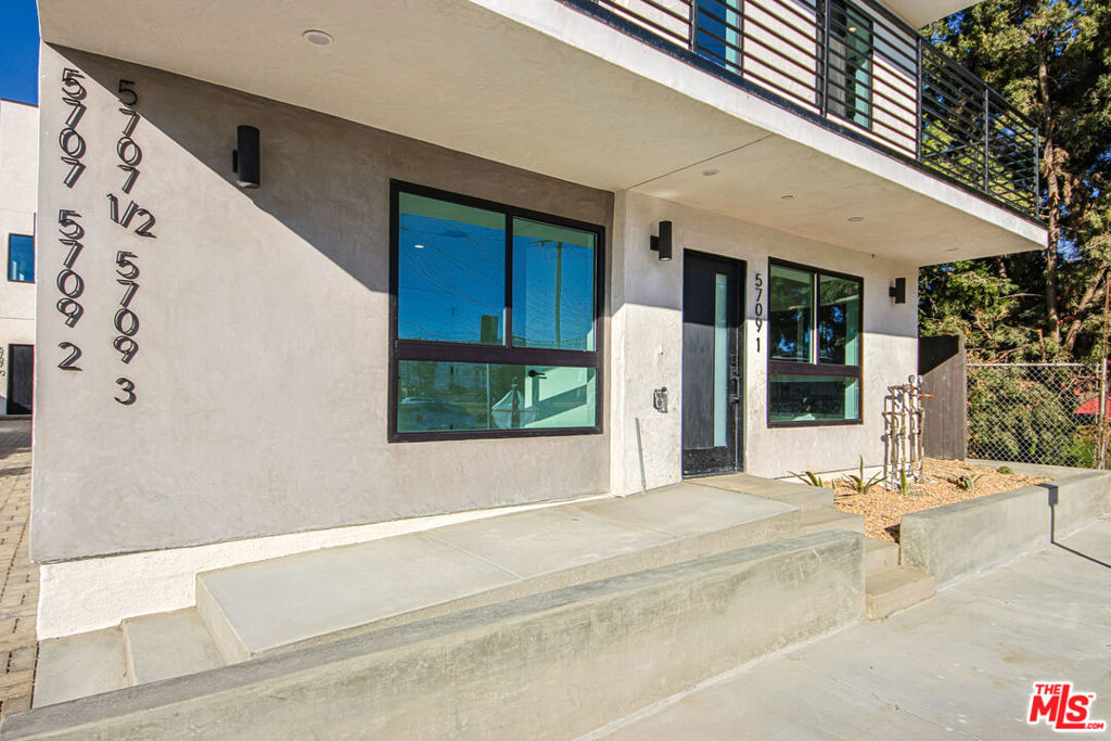 5709 Auckland Avenue