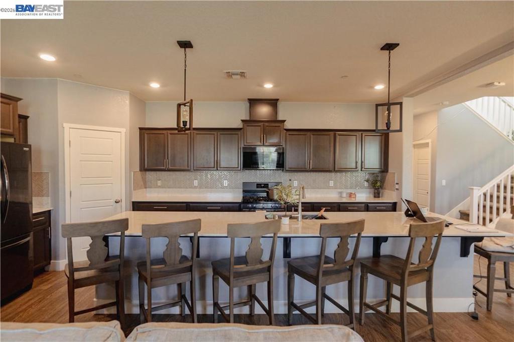 2481 Pineda Dr