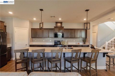 Tiny photo for 2481 Pineda Dr Dr, Merced, CA 95340 (MLS # 41142267)