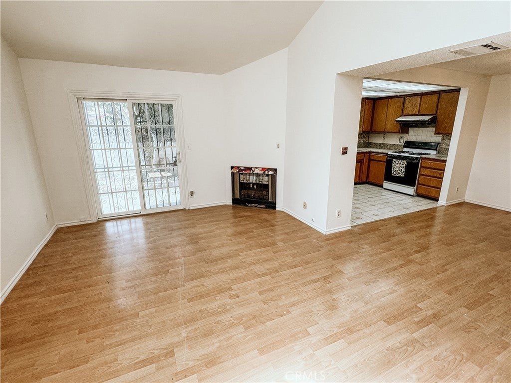 11226 Elliott B