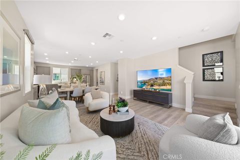 Photo of 411 Chorus, Irvine, CA 92618 (MLS # OC26096080)