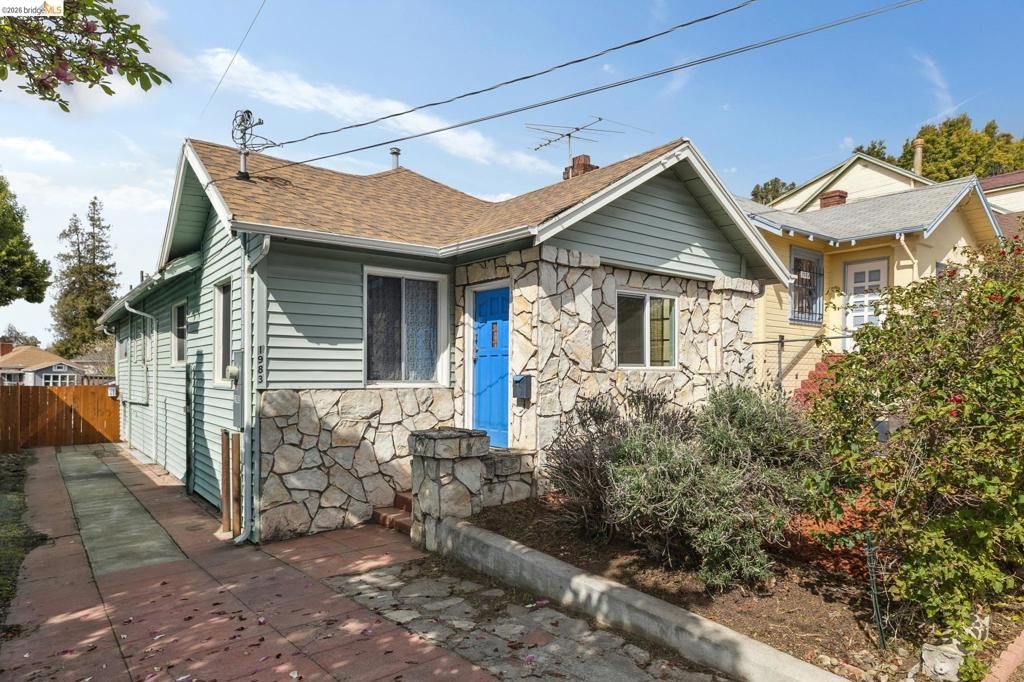Photo of 1983 1983 38Th Ave Ave, Oakland, CA 94601 (MLS # 41125785)