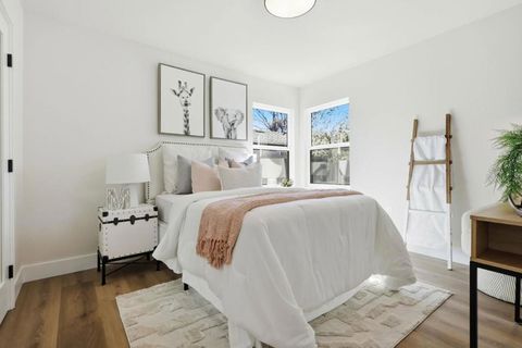 Tiny photo for 3234 Hoover Street, Redwood City, CA 94063 (MLS # ML82037591)