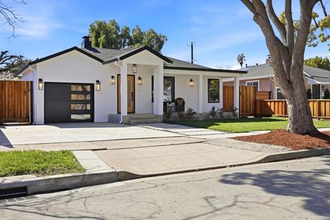 Photo of 3234 Hoover Street, Redwood City, CA 94063 (MLS # ML82037591)