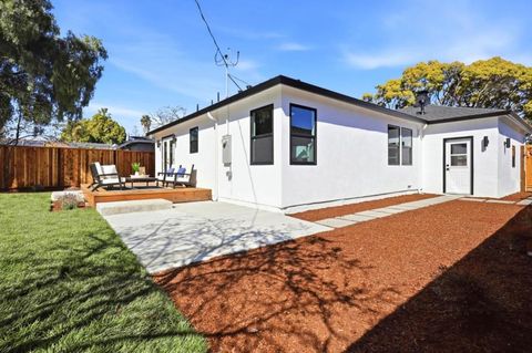 Tiny photo for 3234 Hoover Street, Redwood City, CA 94063 (MLS # ML82037591)