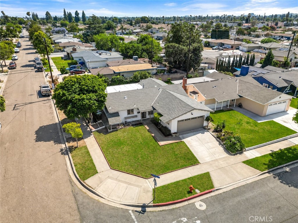 1944 E Lomita Avenue