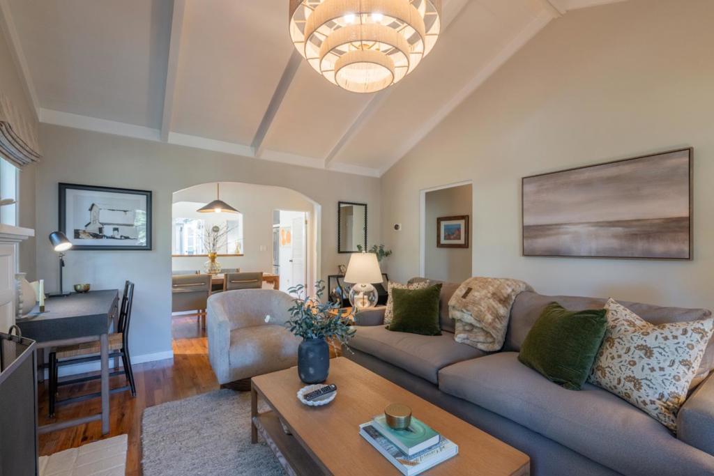 0 Lobos SE Corner Second