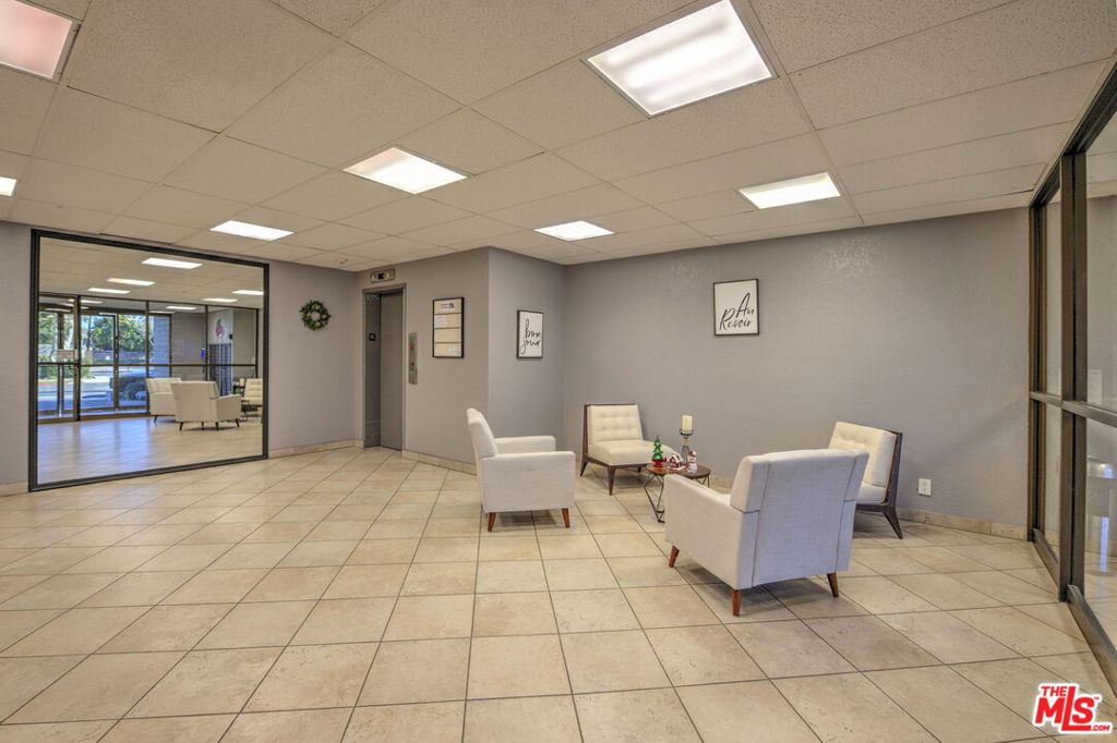 12400 Montecito Road 403