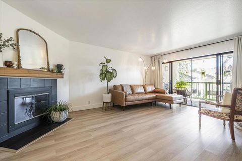 Photo of 38780 Tyson Lane #205C, Fremont, CA 94536 (MLS # ML82038487)