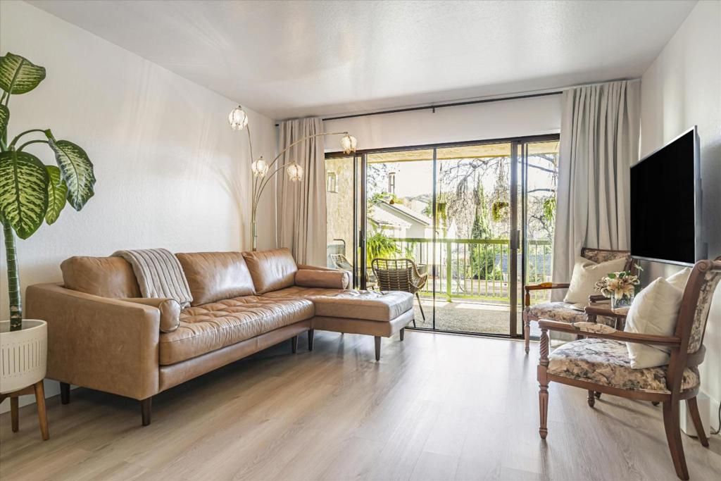 Photo of 38780 Tyson Lane #205C, Fremont, CA 94536 (MLS # ML82038487)