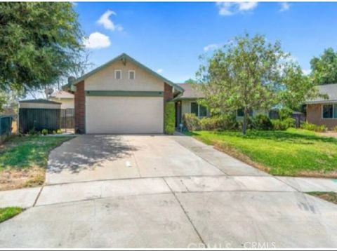 Photo of 7590 Kempster Court, Fontana, CA 92336 (MLS # CV25247629) Photo of 7590 Kempster Court, Fontana, CA 92336 (MLS # CV25247629)