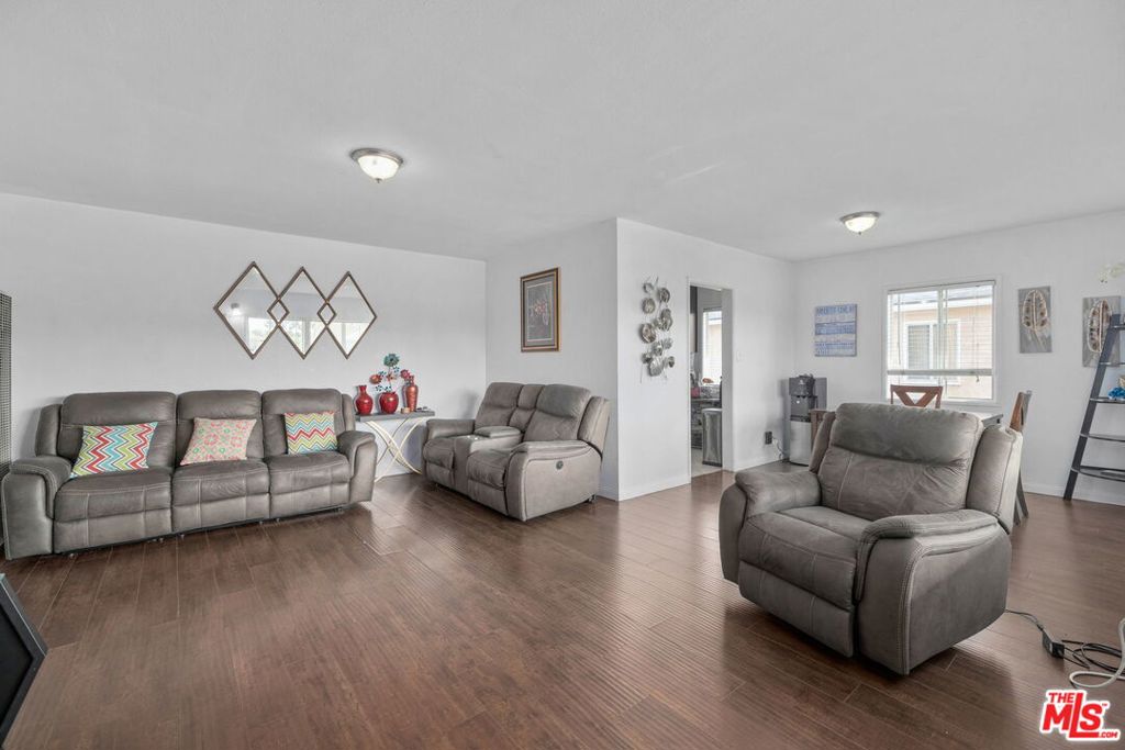 3311 W 115th Street