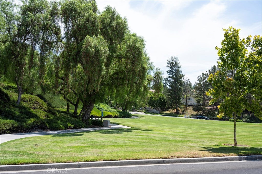 22061 Castlewood