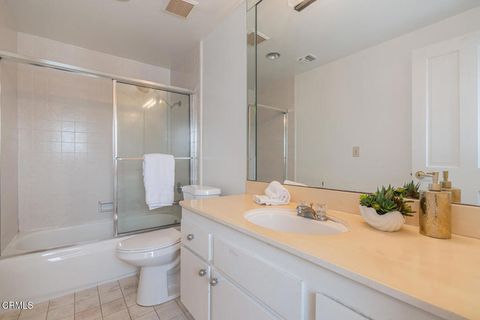 Tiny photo for 2221 Kingsbridge Lane, Oxnard, CA 93035 (MLS # V1-34289)