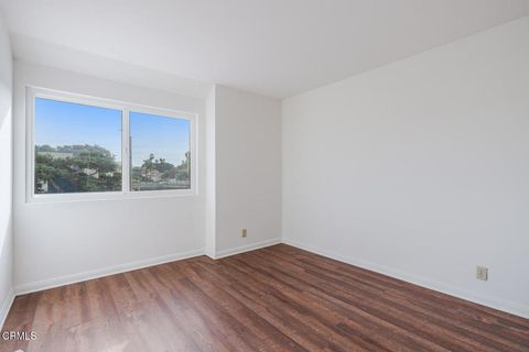 Tiny photo for 2221 Kingsbridge Lane, Oxnard, CA 93035 (MLS # V1-34289)