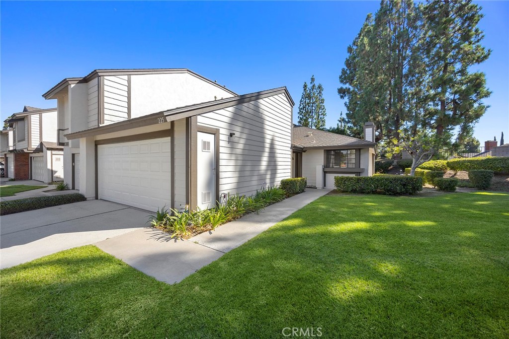 Welcome to your new home in the charming community of Placentia! This beautifully updated 2-bedroom, 2-bathroom townhome is an end unit, offering an abundance of natural light and privacy. Nestled next to a lush grass area, this property provides a serene and picturesque setting for your daily life.
With a spacious open layout, the floor plan creates a welcoming atmosphere, perfect for entertaining or relaxing in comfort. New finishes and modern updates throughout make this townhome move-in ready. Every inch of this home has been meticulously updated, with contemporary design elements and high-quality finishes that stand out.
The community offers a refreshing pool within walking distance, perfect for unwinding and enjoying the sunny California weather. Situated in a highly regarded school district, this location is ideal for families. You'll also enjoy easy access to local amenities, shopping, dining, and recreational activities.
As an end unit, you’ll enjoy additional privacy and unobstructed views of the surrounding greenery, enhancing your living experience. This townhome combines convenience, style, and comfort, making it an exceptional choice for anyone looking to settle in the vibrant community of Placentia. Don't miss the opportunity to make this stunning home your own!