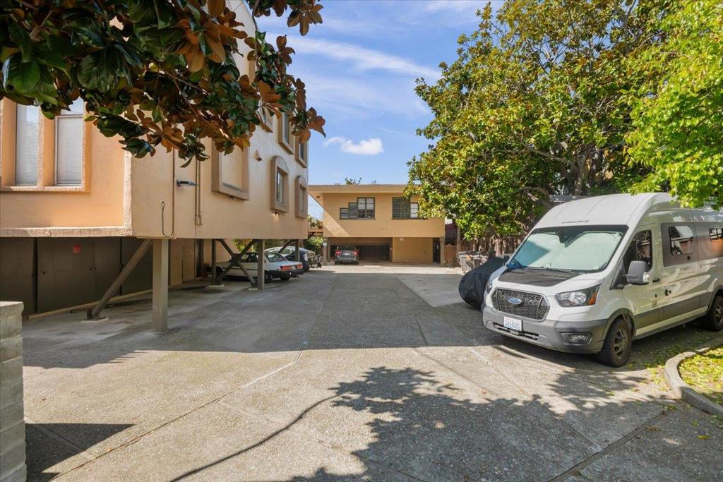 1430 Josephine Street