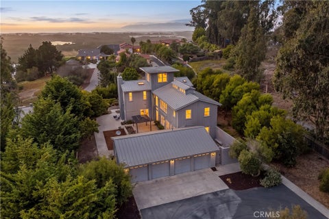 Photo of 950 Mesa View Drive Dr, Arroyo Grande, CA 93420 (MLS # SC26181320)
