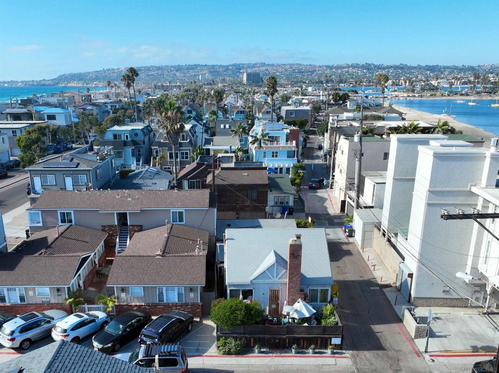 3510 Bayside Lane