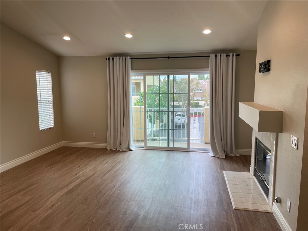 2374 Paseo Circulo