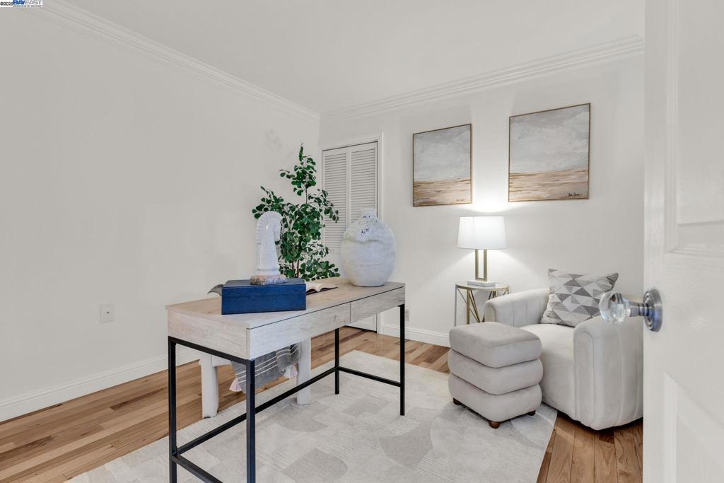 TRES LAGOS NORTH - Residential