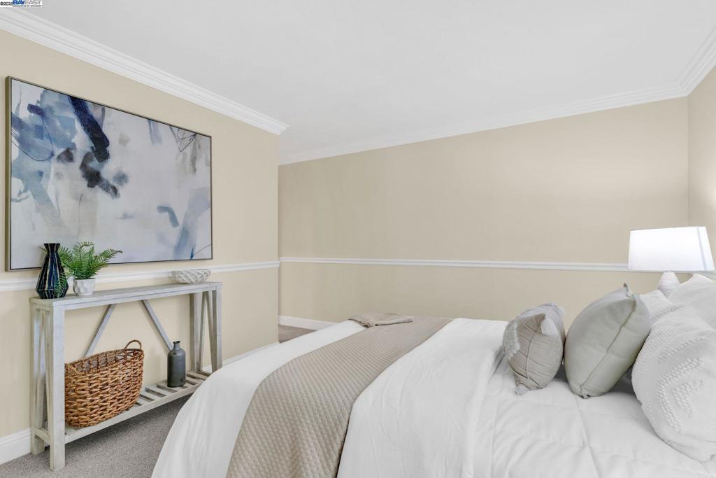 TRES LAGOS NORTH - Residential