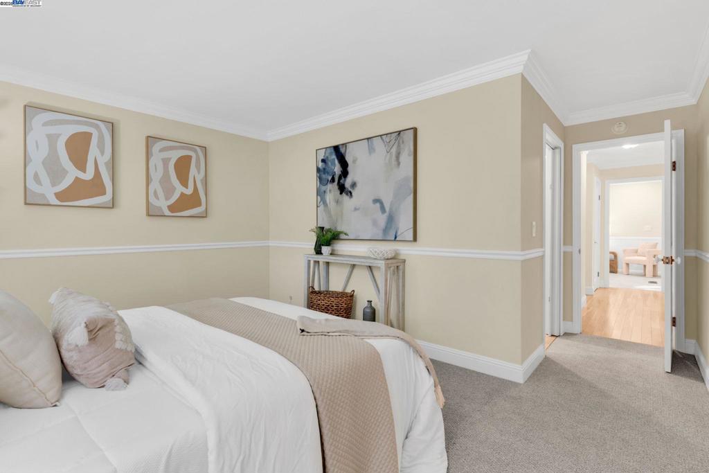 TRES LAGOS NORTH - Residential